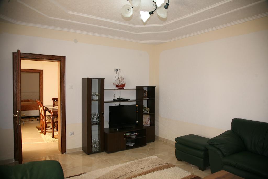 Queen Kodre Apartments Ulcinj Bilik gambar